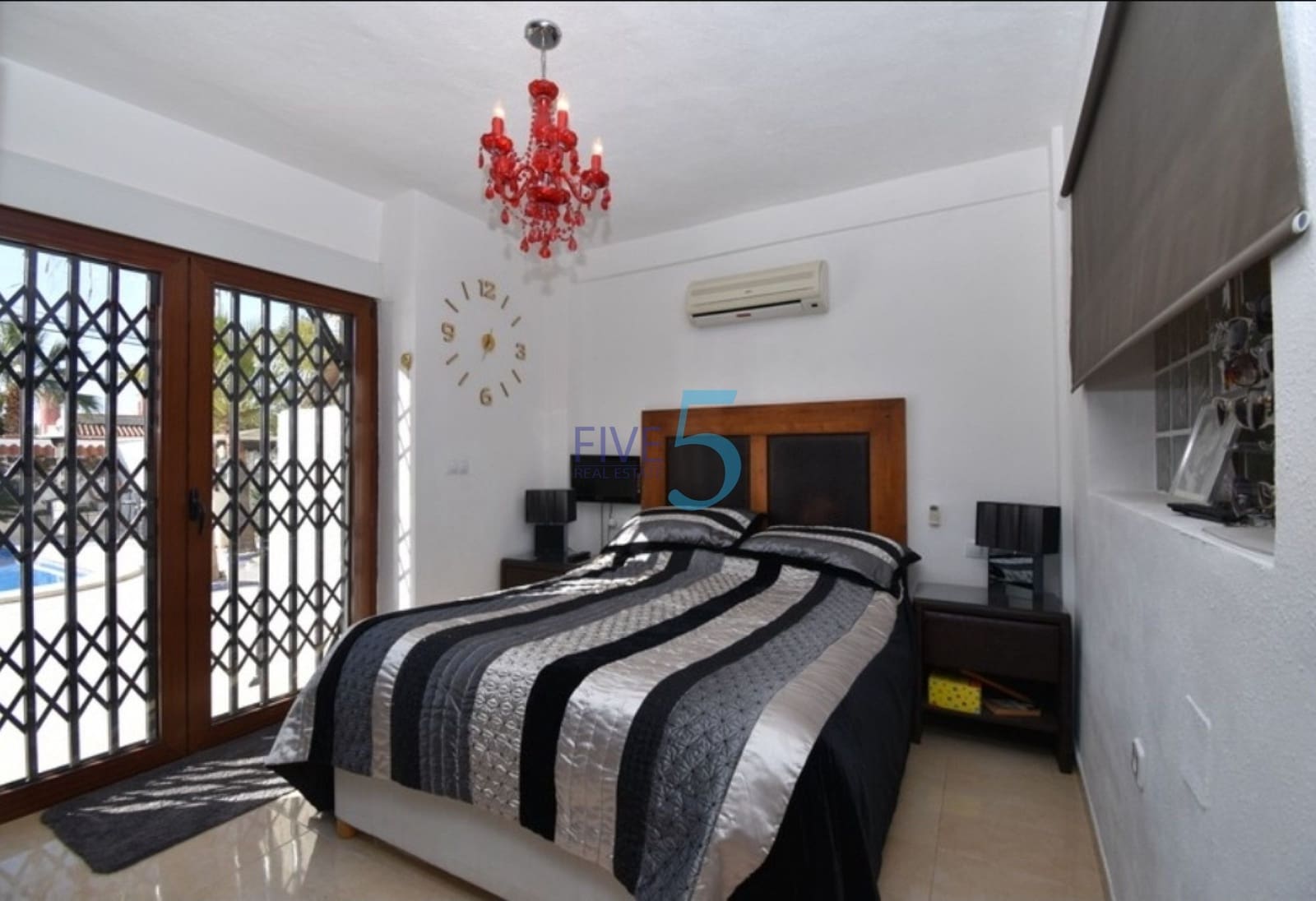 5 sovrum Villa till salu i Pinar de Campoverde med pool garage - 395 000 € (Ref: 6205270)