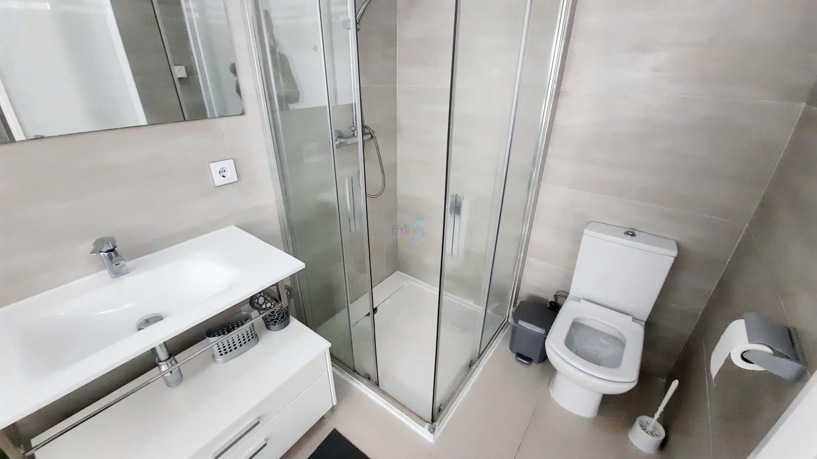 2 soveværelse Lejlighed til salg i Orihuela Costa med swimmingpool garage - € 245.000 (Ref: 6551896)