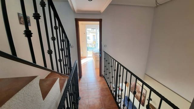 3 makuuhuone Omakotitalo myytävänä paikassa Lomas de Cabo Roig - Los Dolses, Orihuela mukana uima-altaan 
autotalli - 183 000 € (Ref: 6607715)