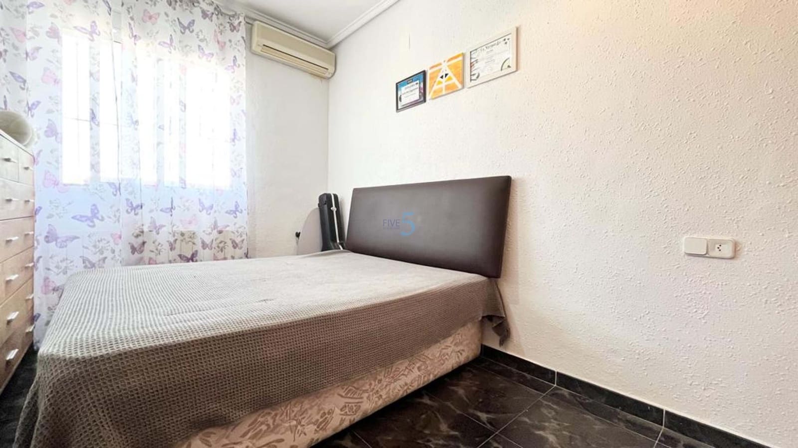 5 quarto Moradia Geminada para venda em Torrevieja com piscina garagem - 320 000 € (Ref: 6855685)