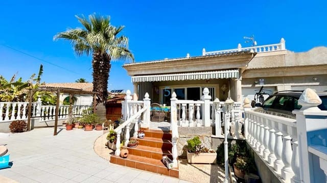 5 bedroom Semi-detached Villa for sale in Torrevieja with pool garage - € 320,000 (Ref: 6855685)