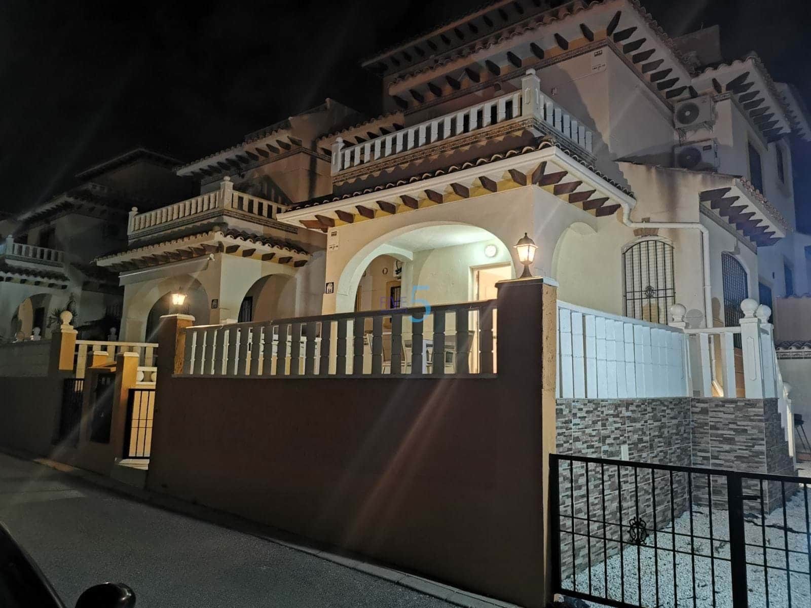 3 soverom Hus til salgs i Orihuela Costa med svømmebasseng - € 225 000 (Ref: 7593062)