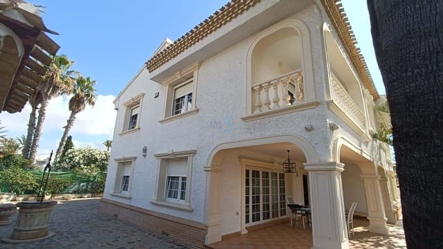 6 sypialnia Willa na sprzedaż w Cabo Roig, Orihuela z basenem garażem - 1 490 000 € (Ref: 7617382)