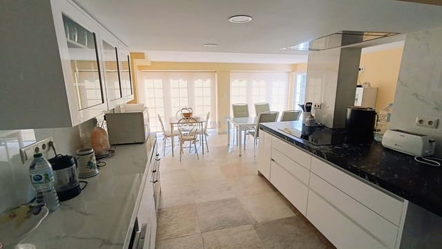 6 sypialnia Willa na sprzedaż w Cabo Roig, Orihuela z basenem garażem - 1 490 000 € (Ref: 7617382)