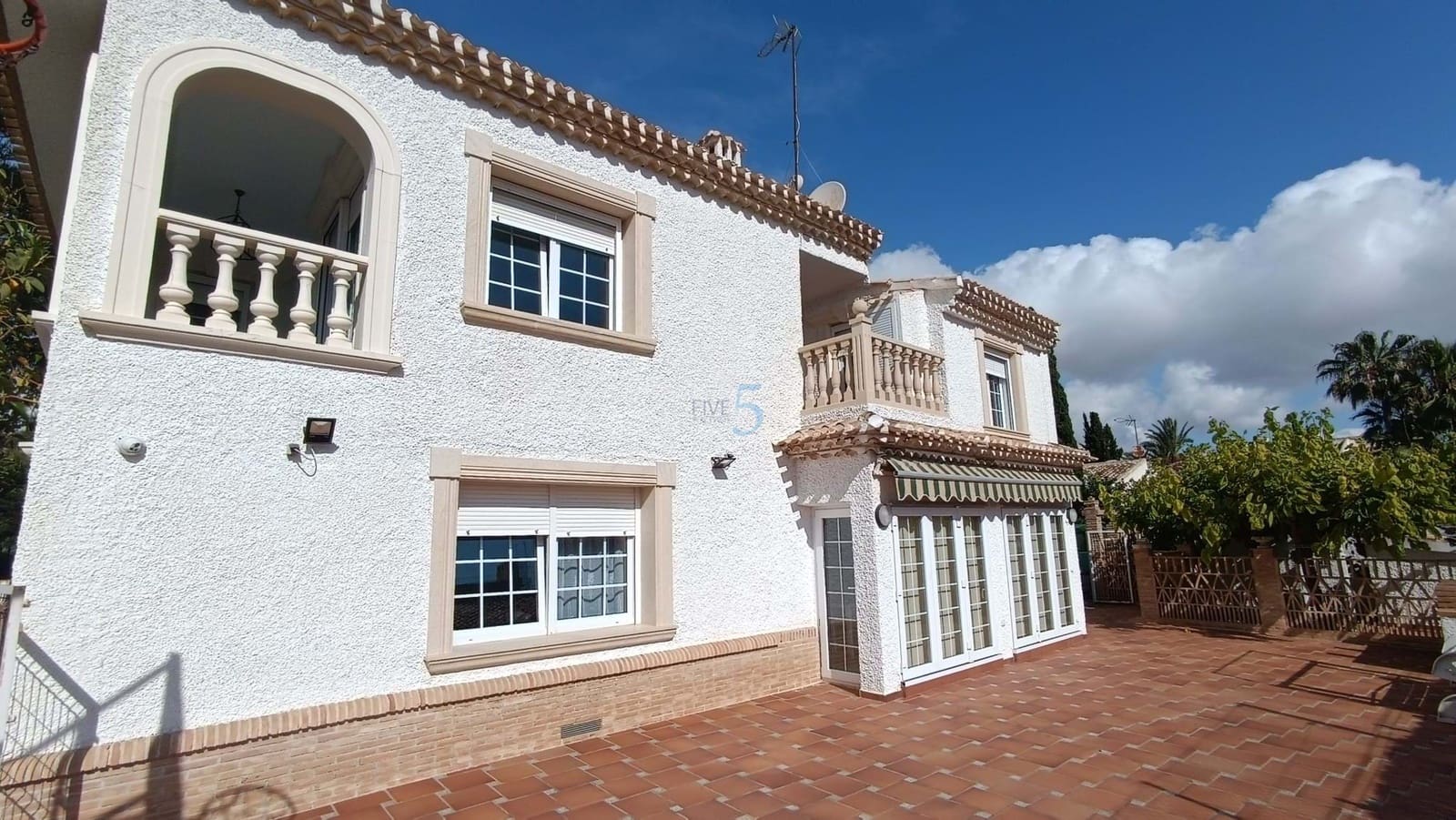 6 sypialnia Willa na sprzedaż w Cabo Roig z basenem garażem - 1 490 000 € (Ref: 7617382)