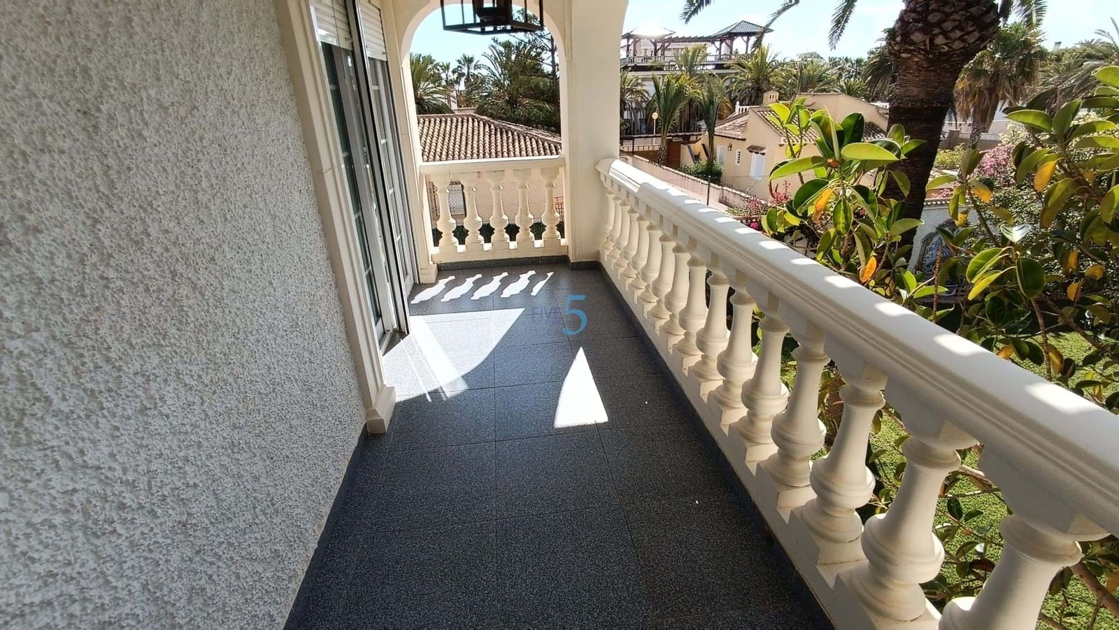 6 sypialnia Willa na sprzedaż w Cabo Roig z basenem garażem - 1 490 000 € (Ref: 7617382)