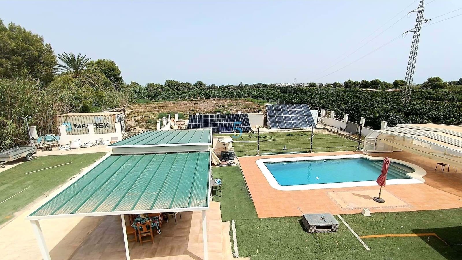 8 bedroom Villa for sale in Rojales with pool garage - € 400,000 (Ref: 7736951)