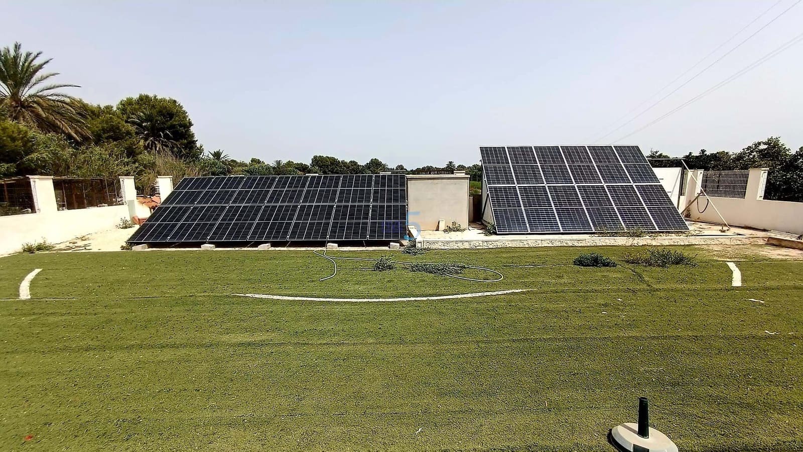 8 bedroom Villa for sale in Rojales with pool garage - € 400,000 (Ref: 7736951)