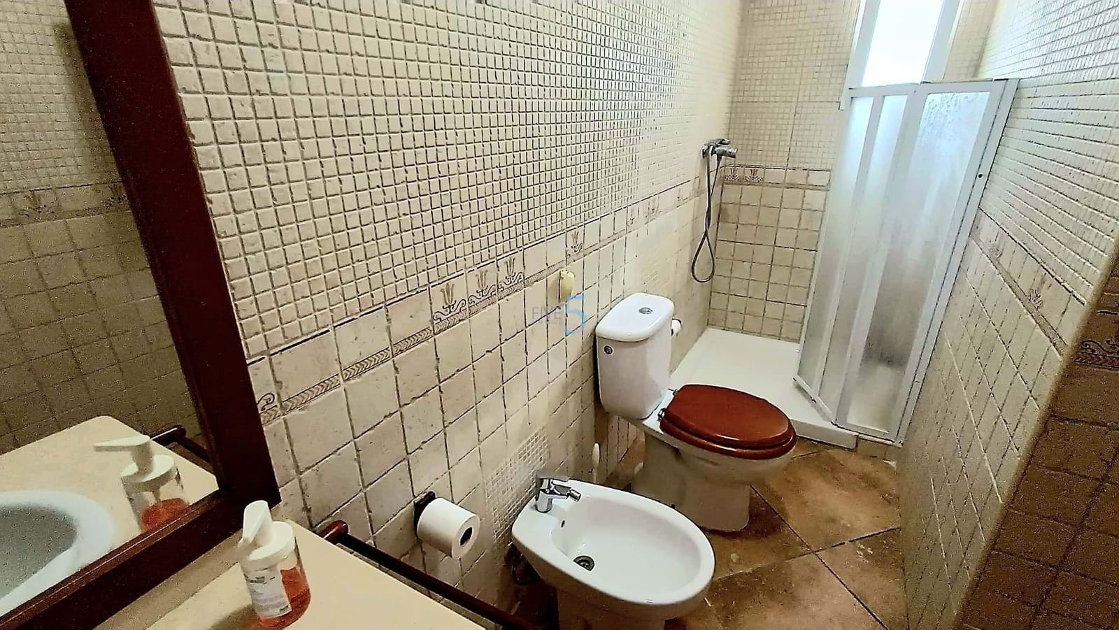 8 bedroom Villa for sale in Rojales with pool garage - € 400,000 (Ref: 7736951)