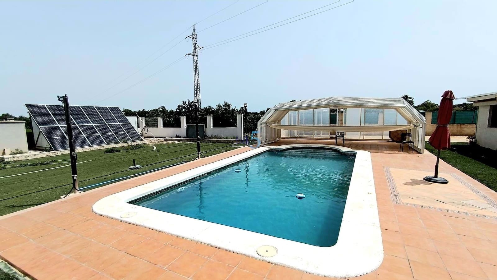 8 bedroom Villa for sale in Rojales with pool garage - € 400,000 (Ref: 7736951)