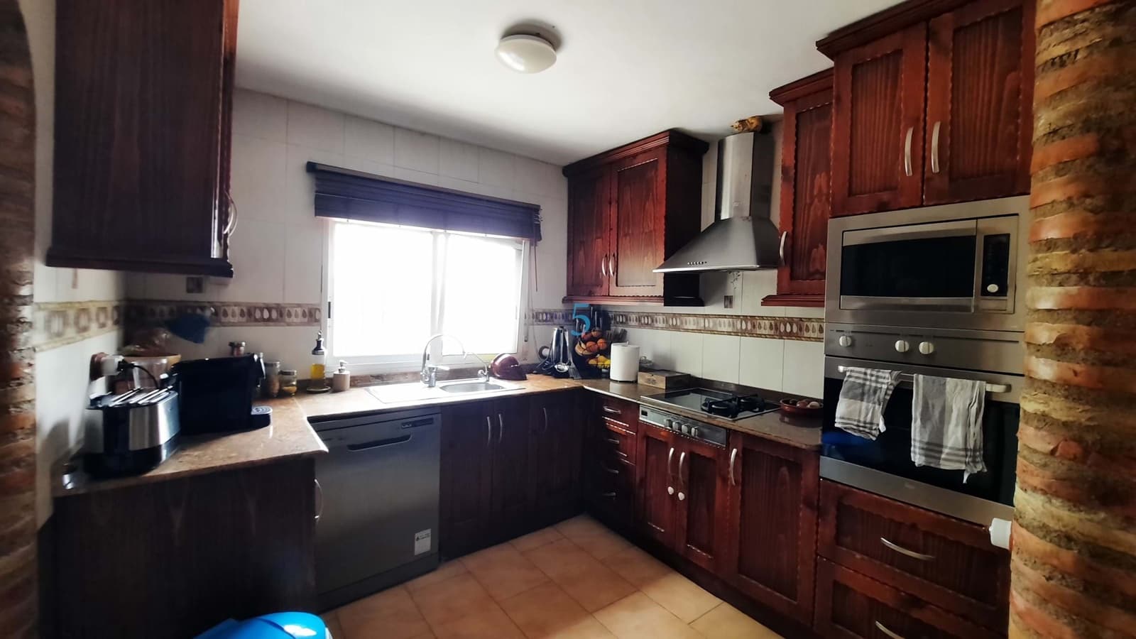 4 sypialnia Willa na sprzedaż w Canada de San Pedro z basenem garażem - 265 000 € (Ref: 7836646)