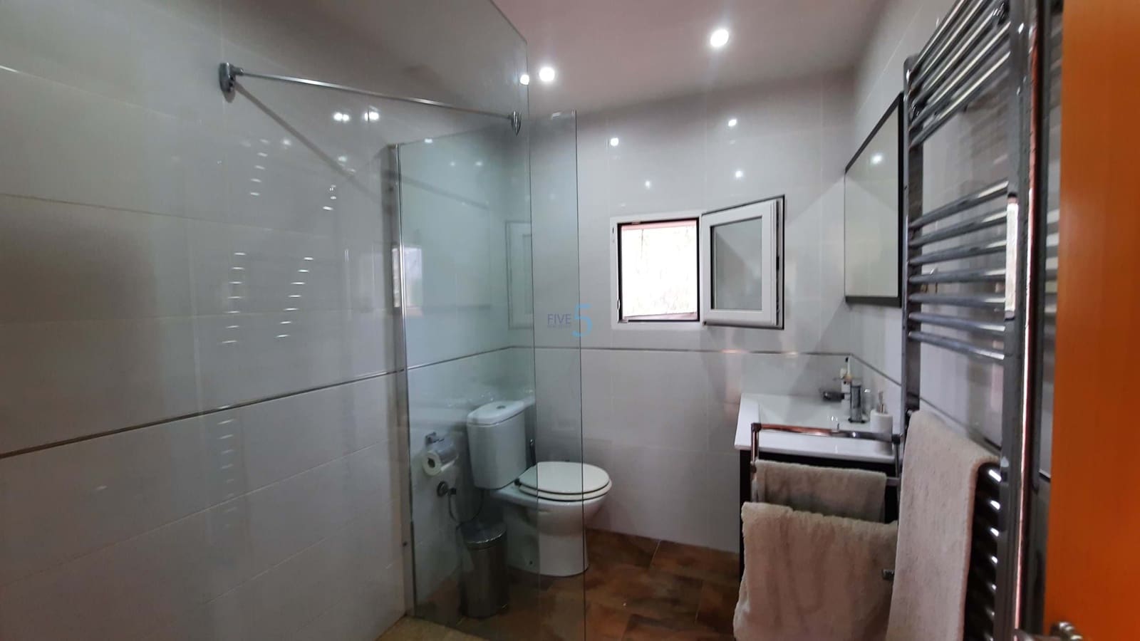 4 sypialnia Willa na sprzedaż w Canada de San Pedro z basenem garażem - 265 000 € (Ref: 7836646)