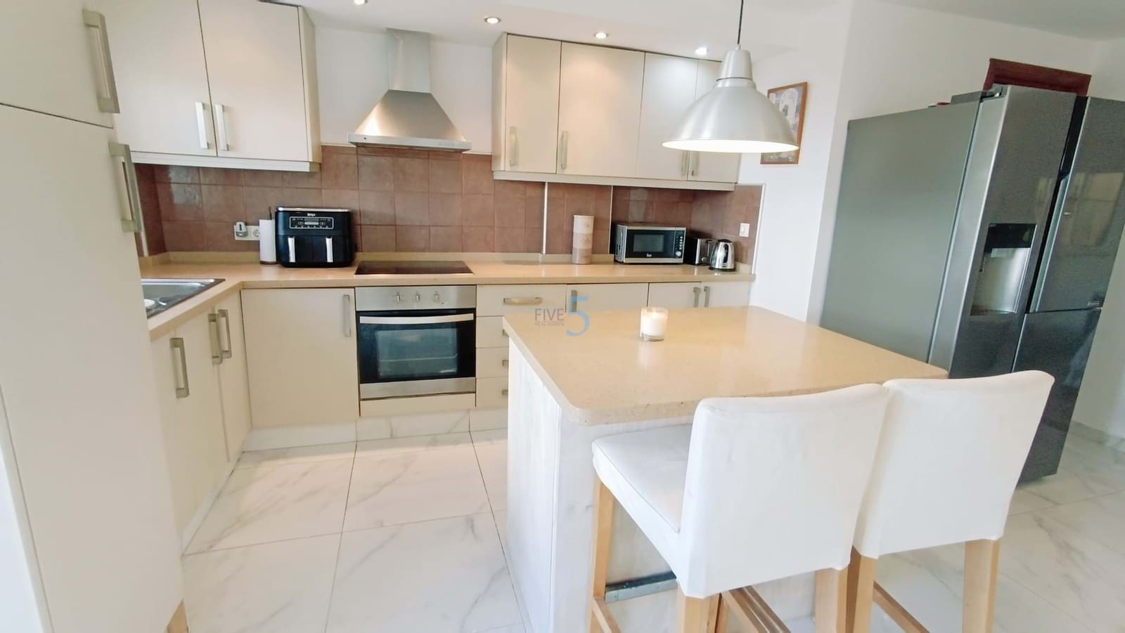 4 chambre Villa/Maison à vendre à Villamartin avec piscine - 345 000 € (Ref: 7947979)