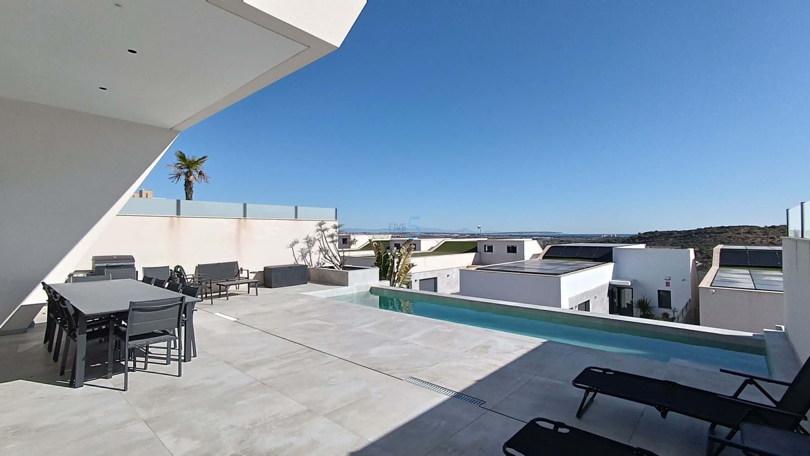 4 quarto Moradia para venda em Ciudad Quesada com piscina garagem - 740 000 € (Ref: 8134167)