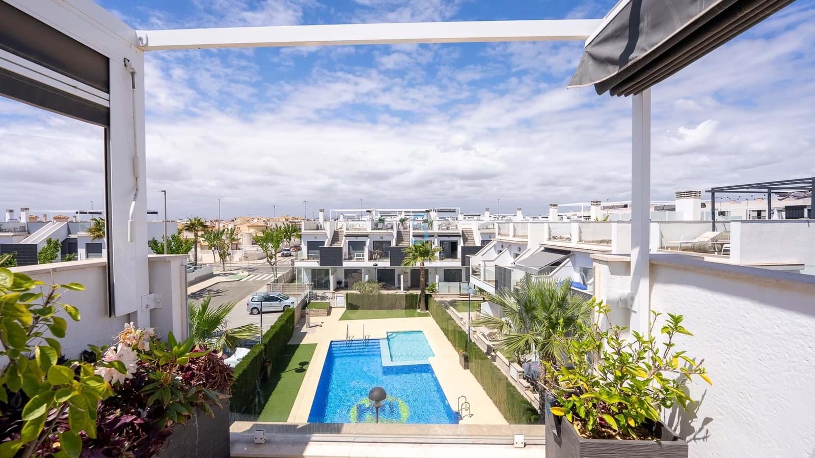 Studio til salg i Pilar de la Horadada med swimmingpool garage - € 130.000 (Ref: 8207881)