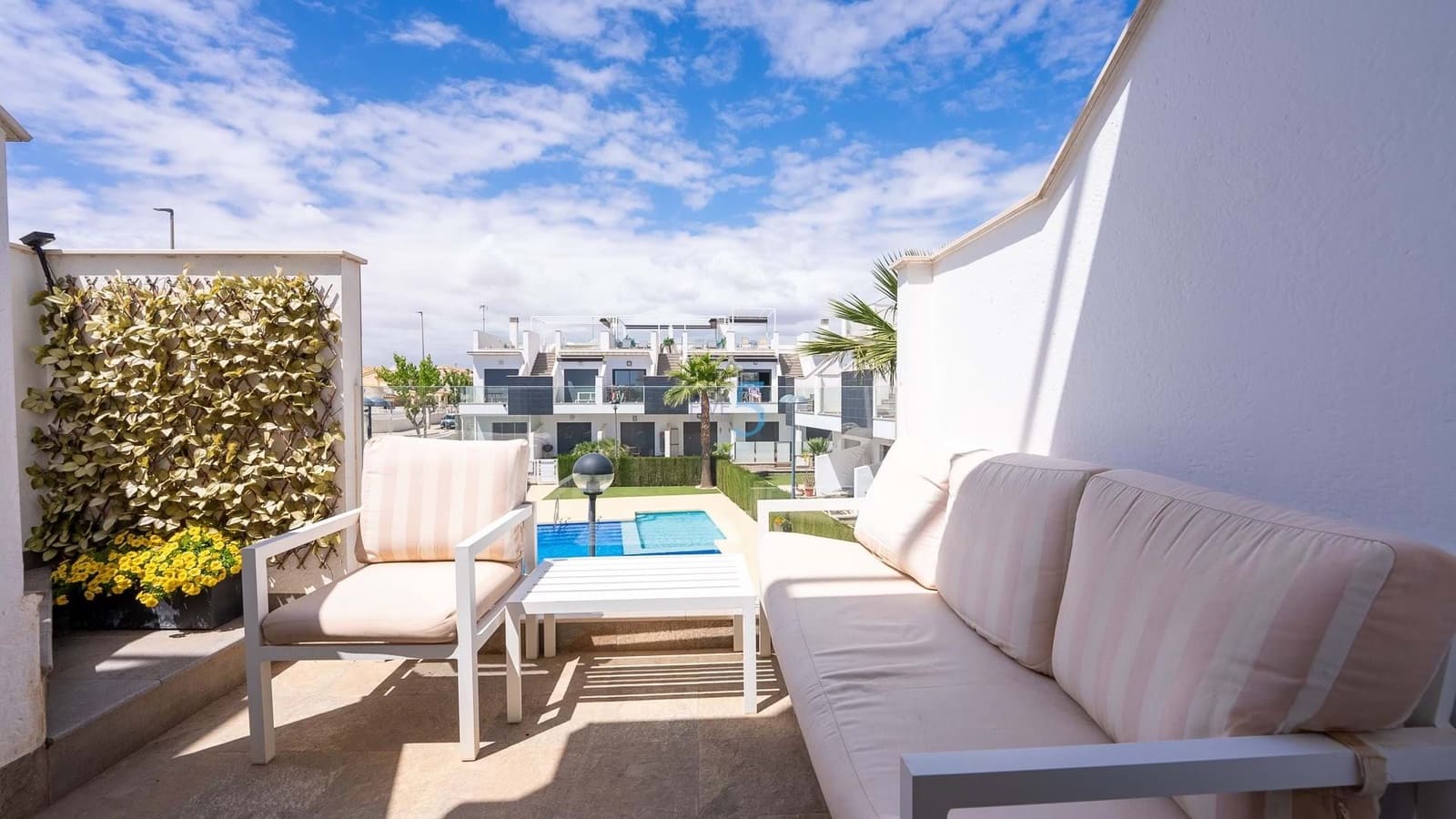 Studio til salg i Pilar de la Horadada med swimmingpool garage - € 130.000 (Ref: 8207881)