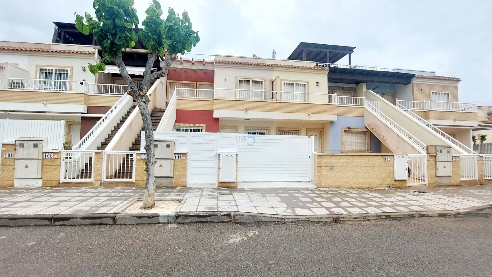 2 bedroom Apartment for sale in Torre de la Horadada with pool garage - € 225,000 (Ref: 8253076)