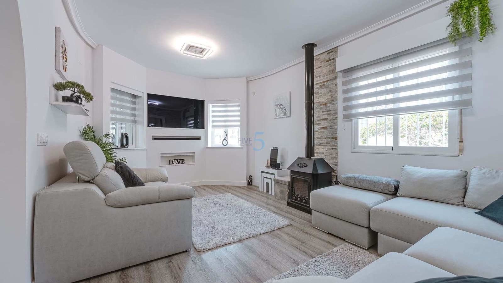 4 soveværelse Villa til salg i Pinar de Campoverde med swimmingpool - € 359.950 (Ref: 8296909)