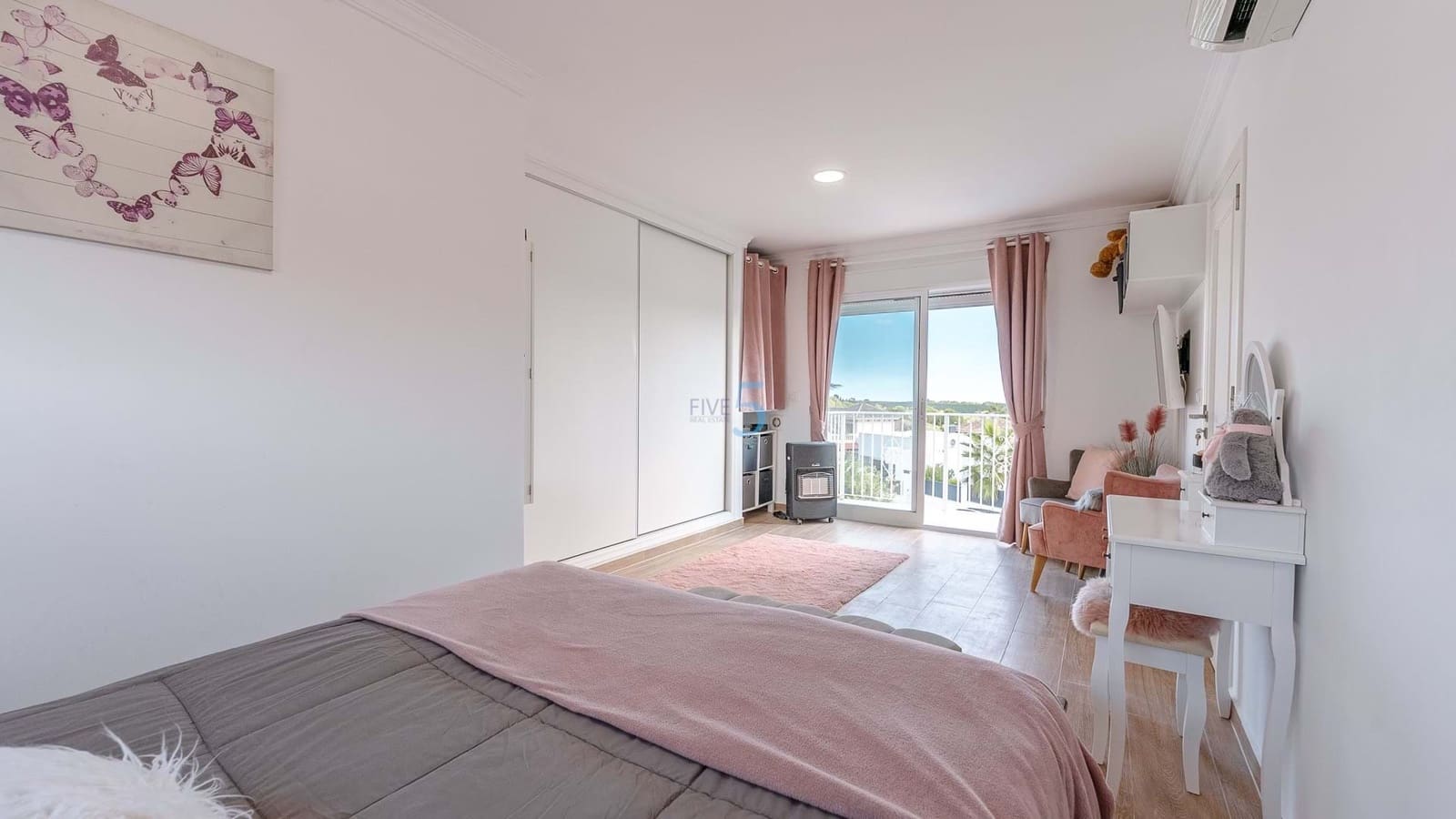 4 soveværelse Villa til salg i Pinar de Campoverde med swimmingpool - € 359.950 (Ref: 8296909)