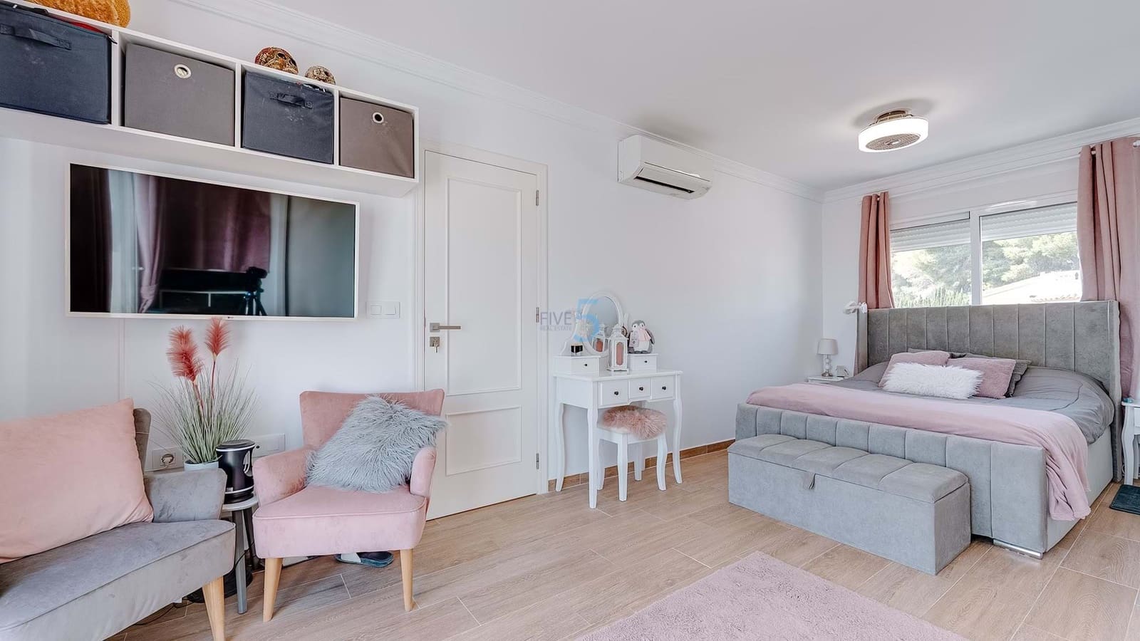 4 soveværelse Villa til salg i Pinar de Campoverde med swimmingpool - € 359.950 (Ref: 8296909)