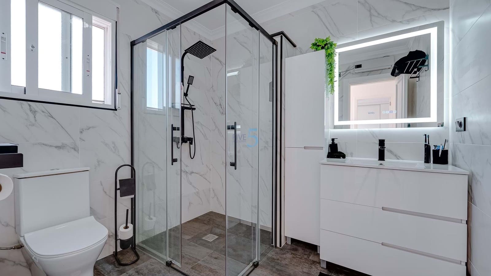 4 soveværelse Villa til salg i Pinar de Campoverde med swimmingpool - € 359.950 (Ref: 8296909)