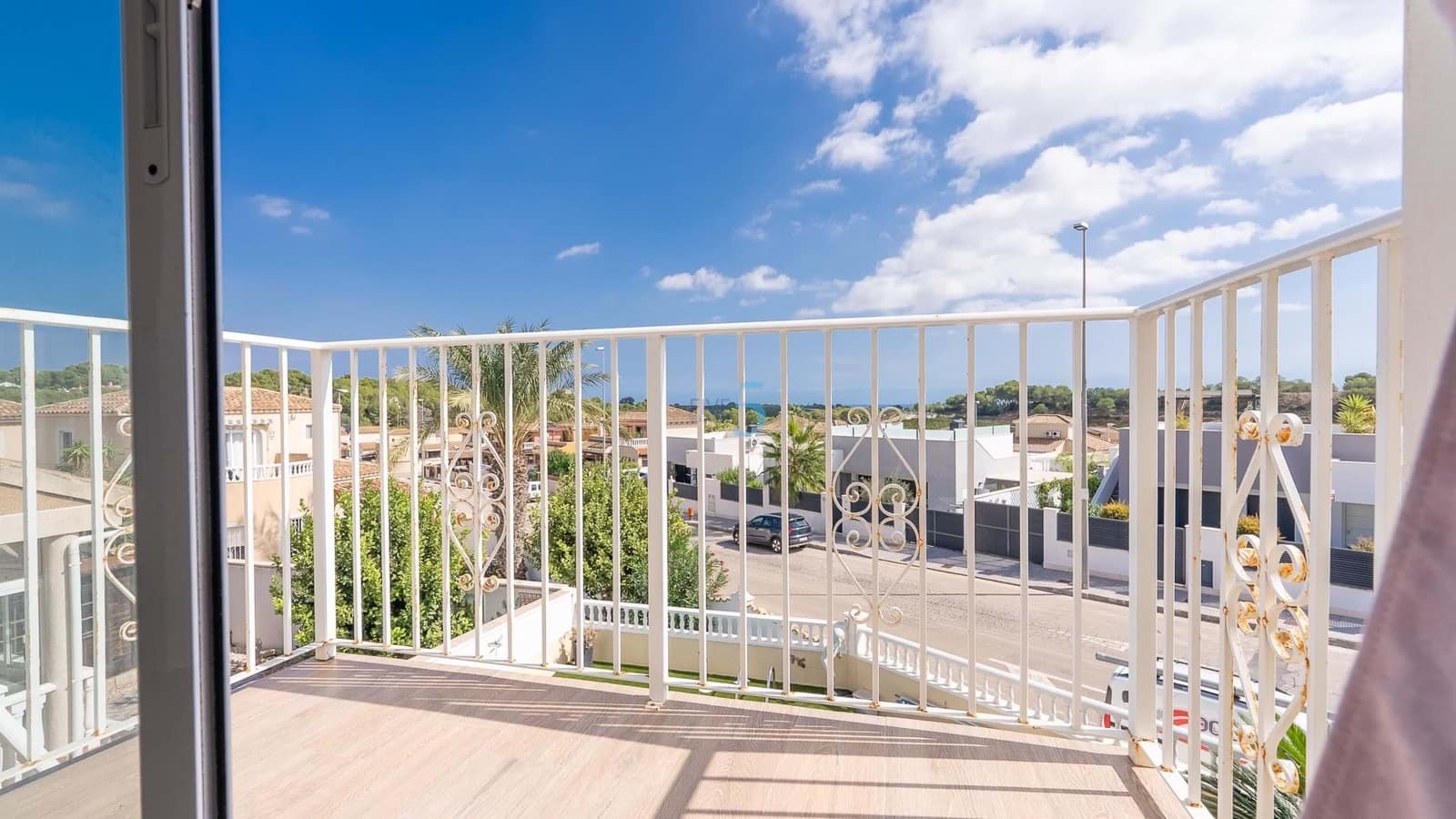 4 soveværelse Villa til salg i Pinar de Campoverde med swimmingpool - € 359.950 (Ref: 8296909)