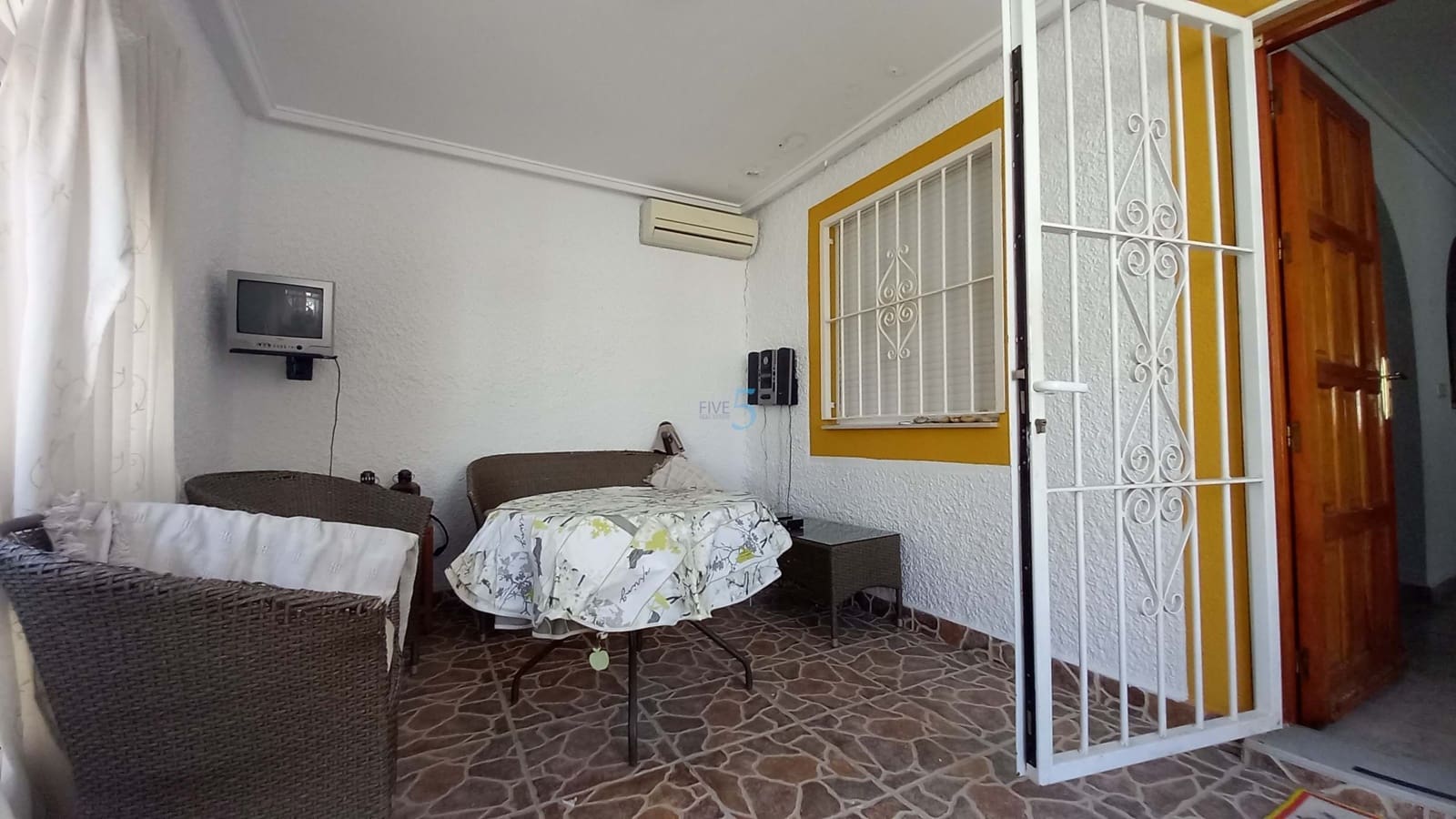 2 quarto Bungalow para venda em Guardamar del Segura com piscina garagem - 125 000 € (Ref: 8318738)