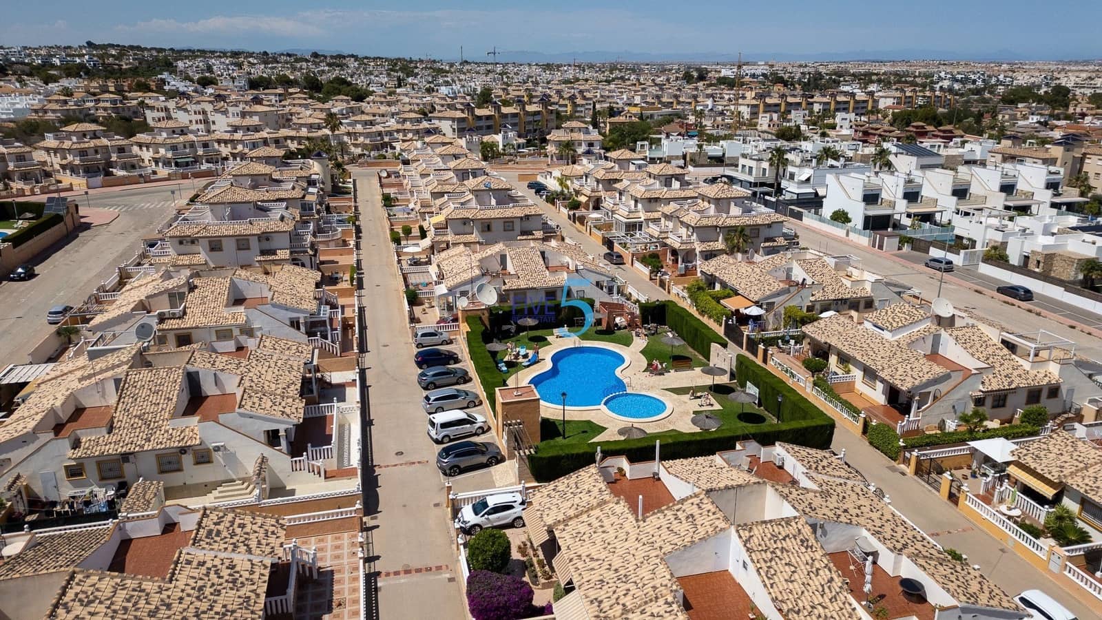 3 bedroom Townhouse for sale in Cabo Roig, Orihuela with pool garage