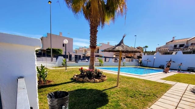 3 chambre Maison de Ville à vendre à San Miguel de Salinas avec piscine garage - 229 000 € (Ref: 8378453)