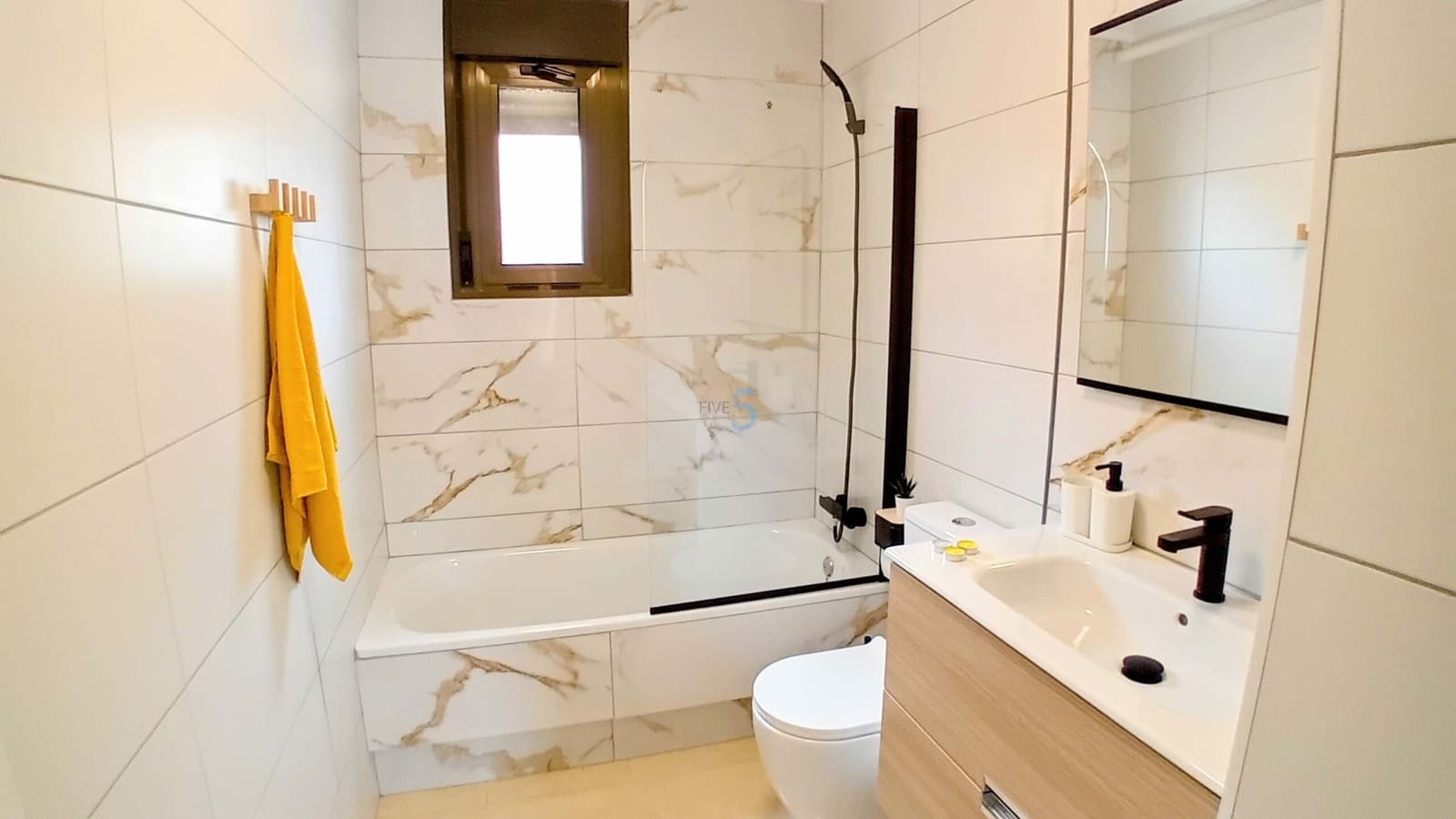 3 chambre Maison de Ville à vendre à San Miguel de Salinas avec piscine garage - 229 000 € (Ref: 8378453)