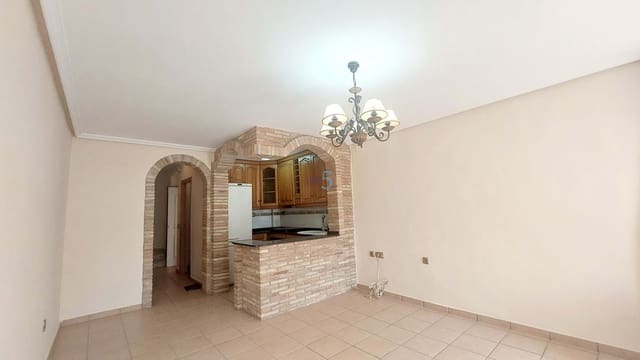 3 soverom Hus til salgs i Mil Palmeras, Pilar de la Horadada med svømmebasseng - € 320 000 (Ref: 8399648)