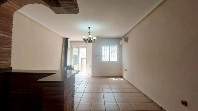 3 soverom Hus til salgs i Mil Palmeras, Pilar de la Horadada med svømmebasseng - € 320 000 (Ref: 8399648)