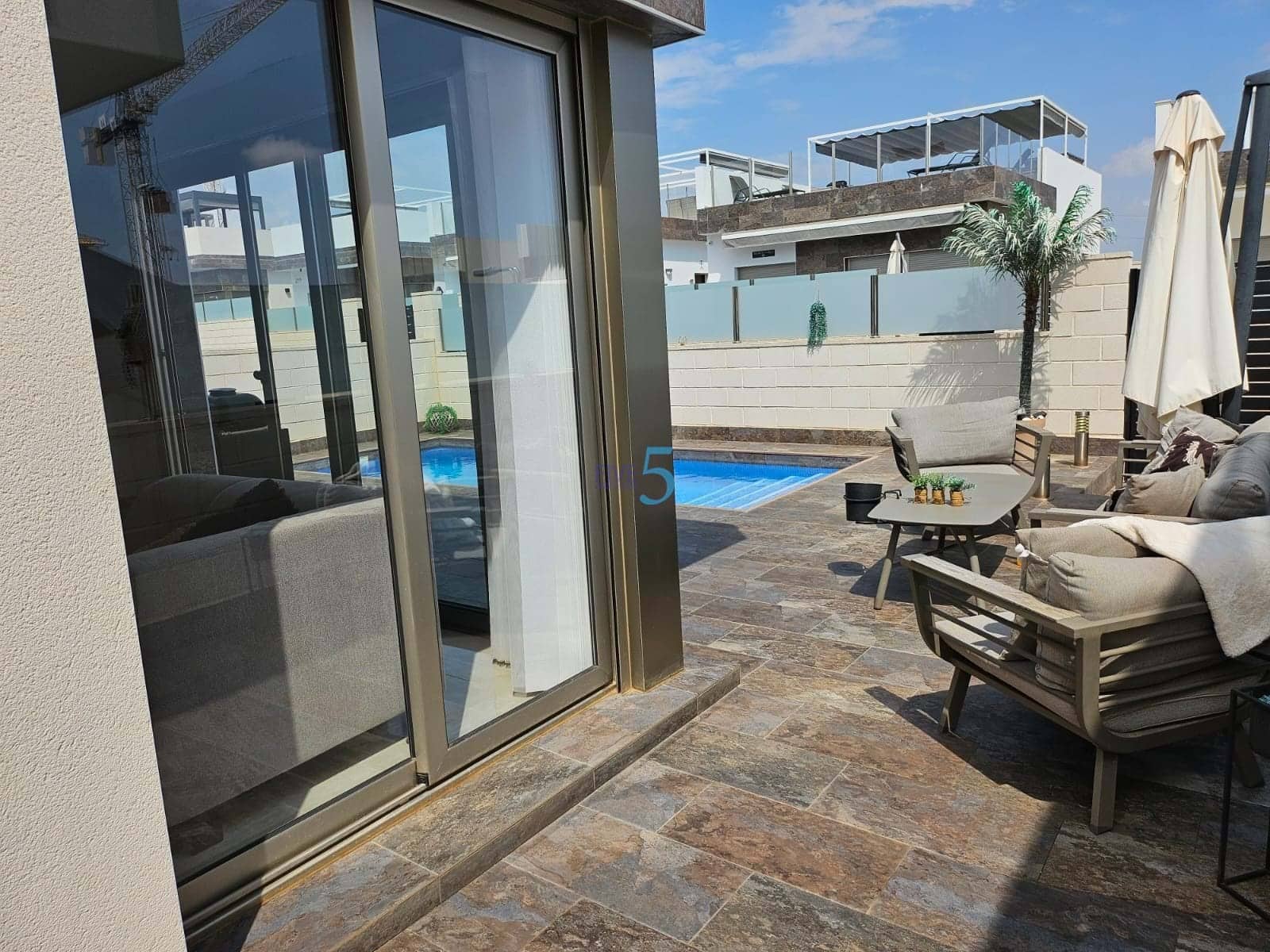 3 bedroom Villa for sale in Villamartin with pool - € 369,950 (Ref: 8475469)