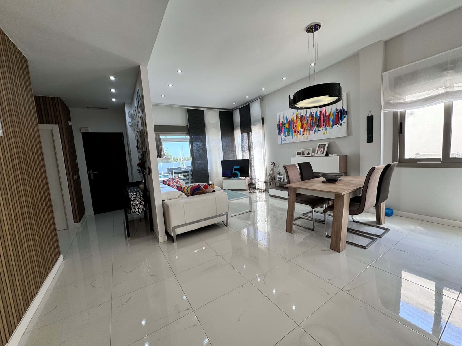 3 bedroom Villa for sale in Villamartin with pool - € 395,000 (Ref: 8515046)