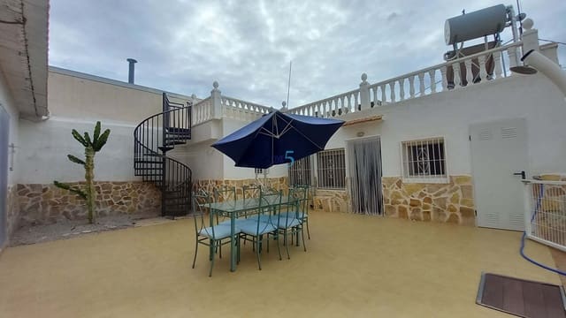 4 sovrum Hus till salu i Los Montesinos med pool garage - 279 000 € (Ref: 8528616)