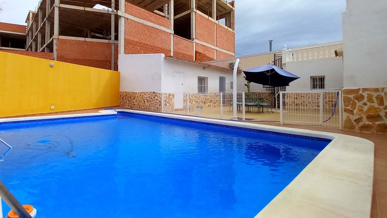 4 soveværelse Byhus til salg i Los Montesinos med swimmingpool garage - € 279.000 (Ref: 8528616)