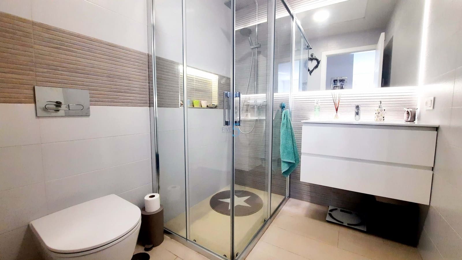 3 makuuhuone Huvila myytävänä paikassa Pilar de la Horadada mukana uima-altaan 
autotalli - 450 000 € (Ref: 8534463)