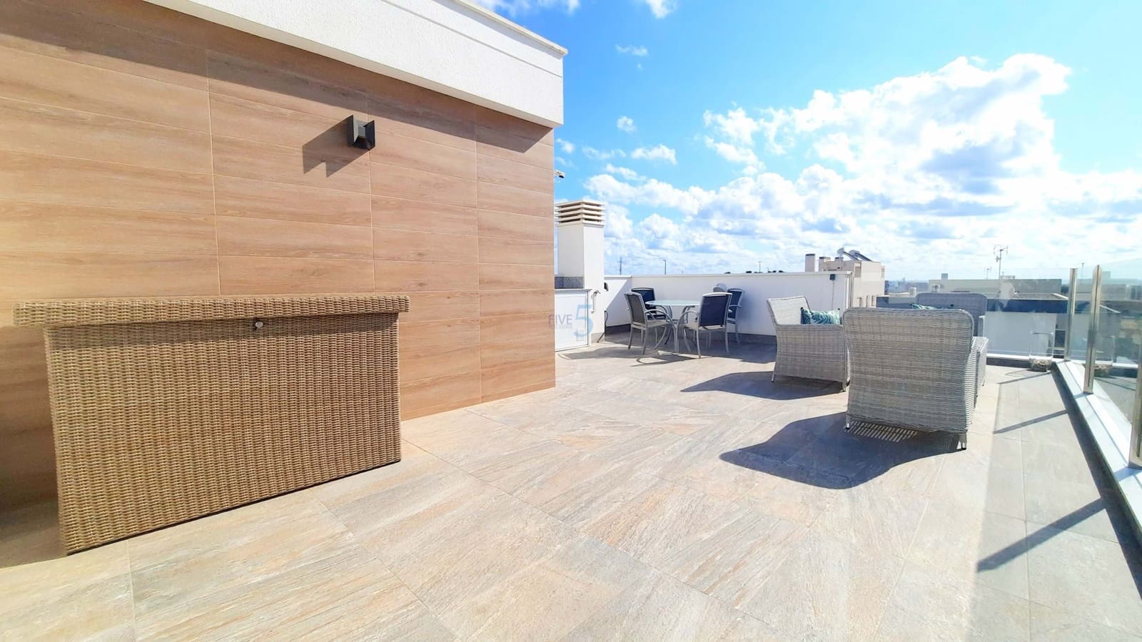 3 makuuhuone Huvila myytävänä paikassa Pilar de la Horadada mukana uima-altaan 
autotalli - 450 000 € (Ref: 8534463)