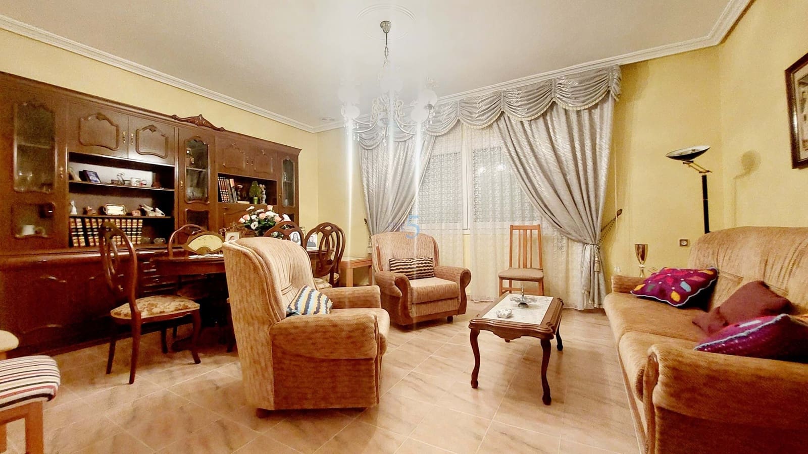 4 sypialnia Willa na sprzedaż w Roda z garażem - 530 000 € (Ref: 8539137)