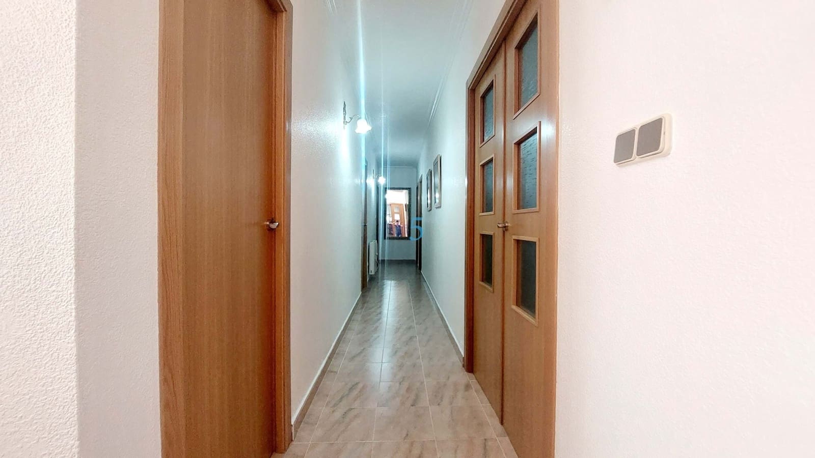 4 sypialnia Willa na sprzedaż w Roda z garażem - 530 000 € (Ref: 8539137)