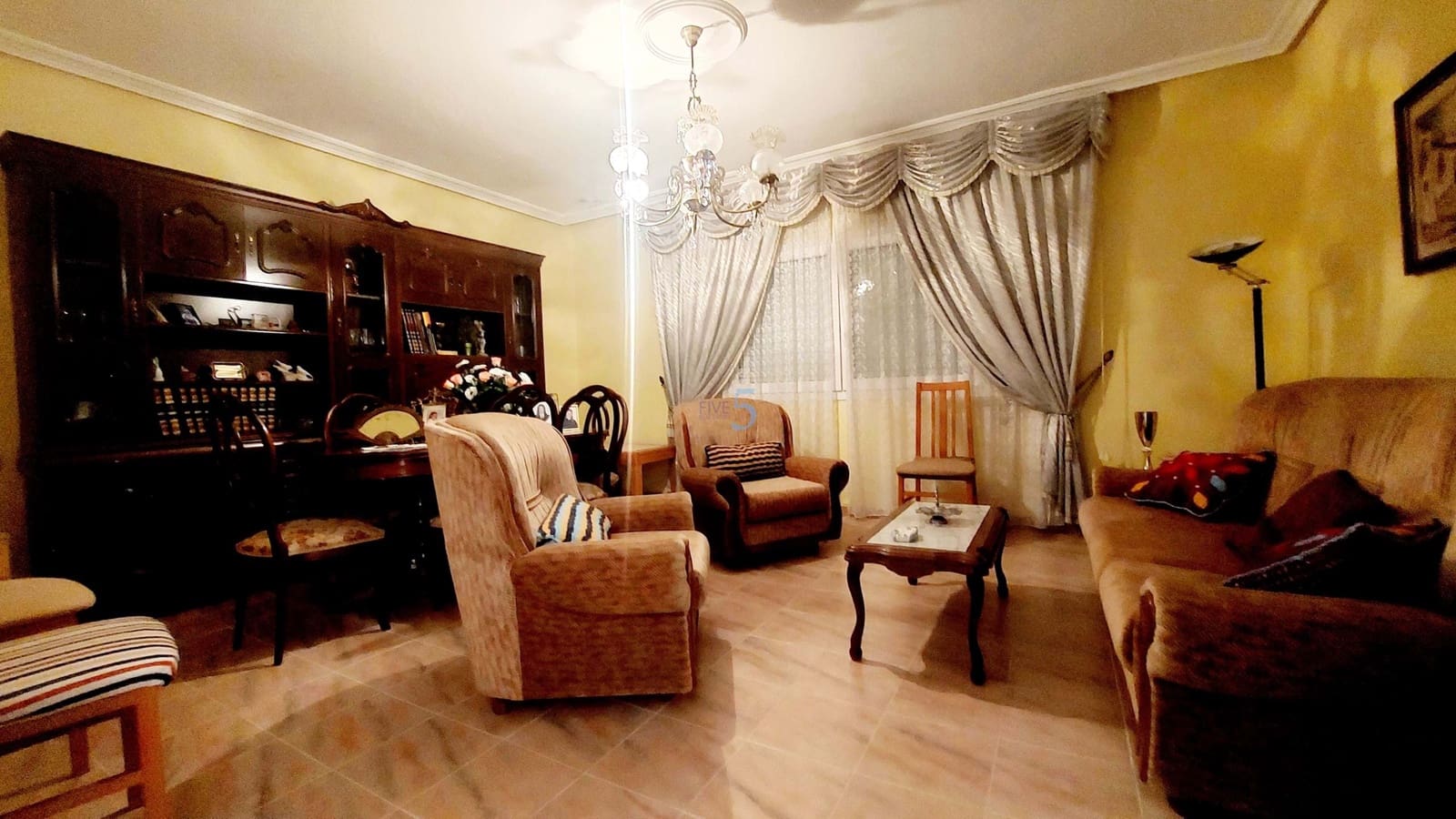 4 sypialnia Willa na sprzedaż w Roda z garażem - 530 000 € (Ref: 8539137)