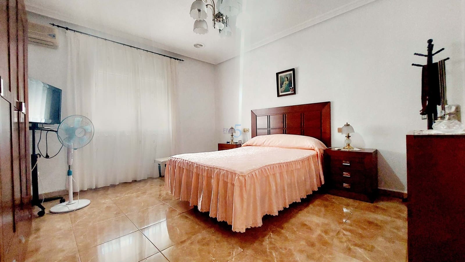 4 sypialnia Willa na sprzedaż w Roda z garażem - 530 000 € (Ref: 8539137)