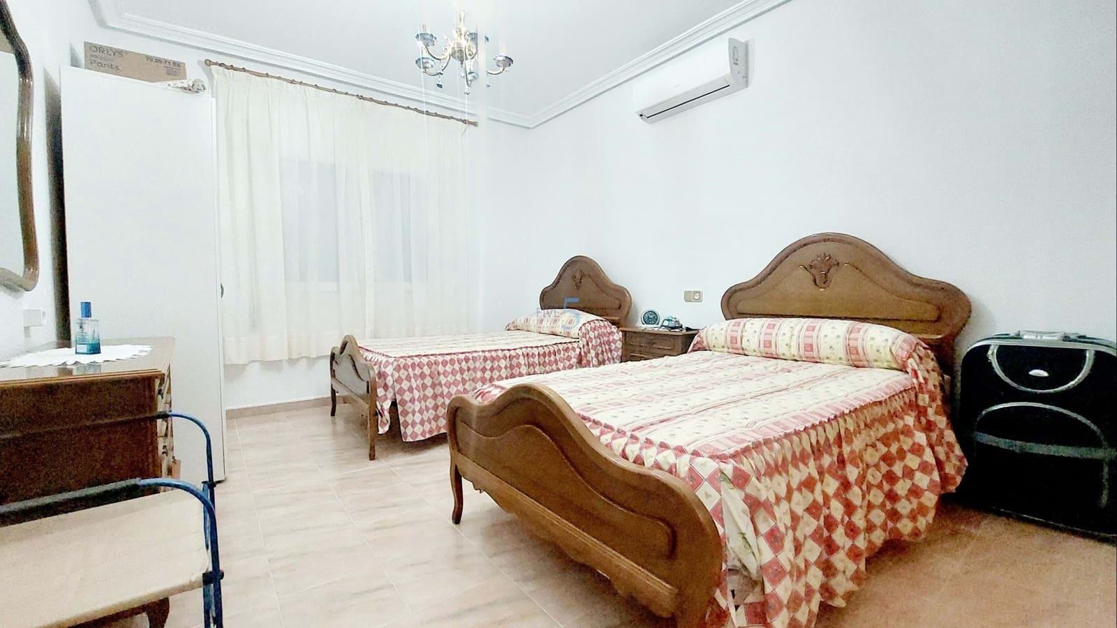 4 sypialnia Willa na sprzedaż w Roda z garażem - 530 000 € (Ref: 8539137)