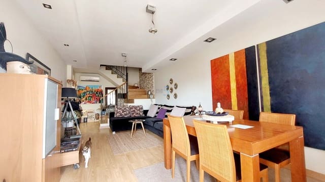 3 soverom Hus til salgs i Los Alcázares med garasje - € 240 000 (Ref: 8548356)