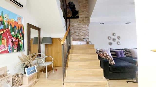 3 soverom Hus til salgs i Los Alcázares med garasje - € 240 000 (Ref: 8548356)