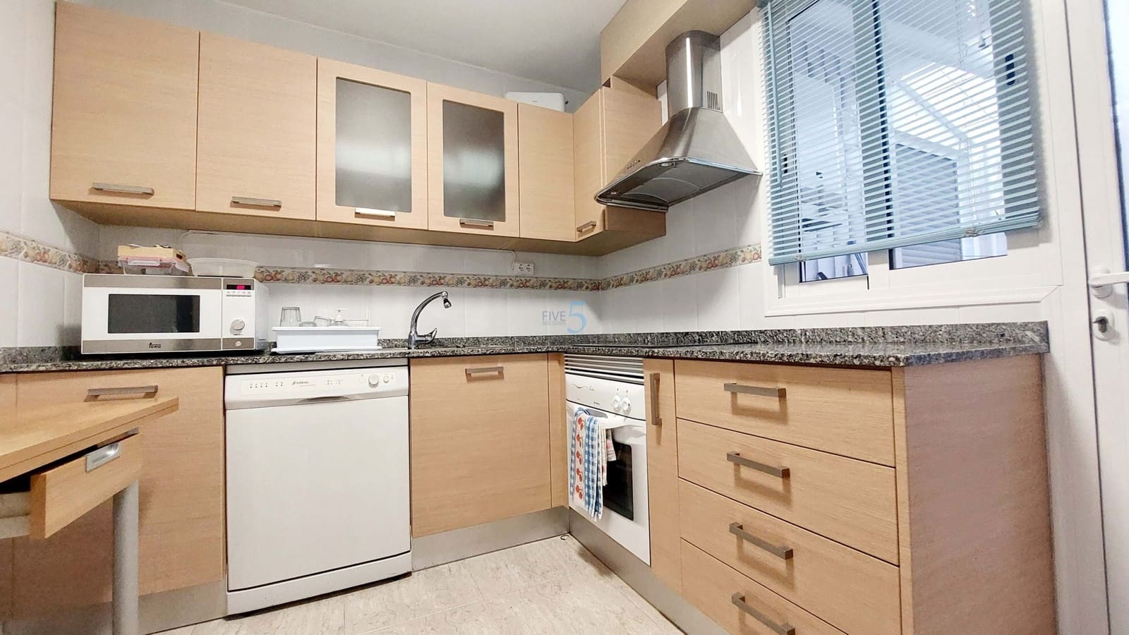 4 soveværelse Lejlighed til salg i Lo Pagan med garage - € 250.000 (Ref: 8550209)