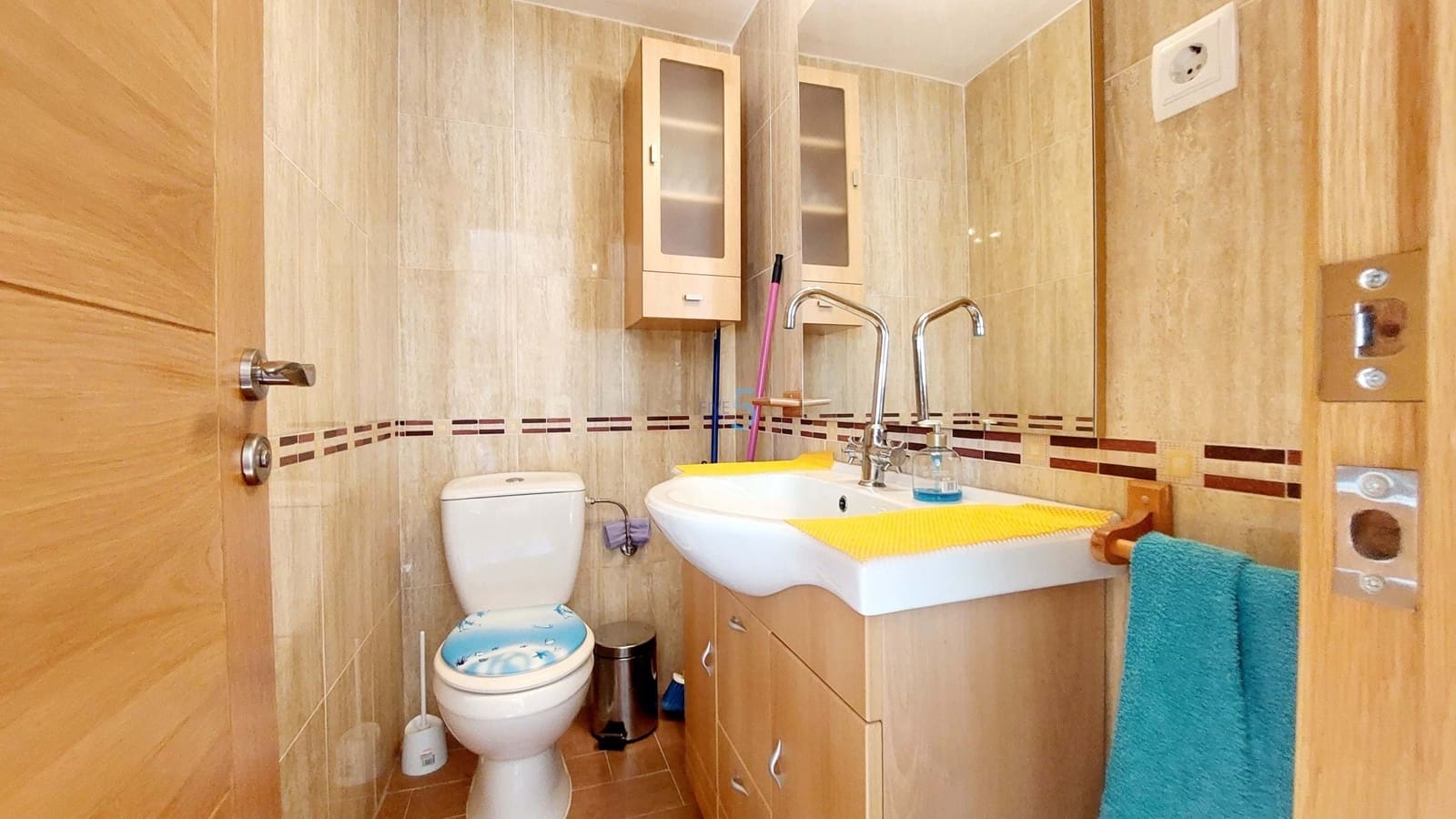 4 sypialnia Dom na sprzedaż w Los Alcazares z garażem - 272 000 € (Ref: 8553696)