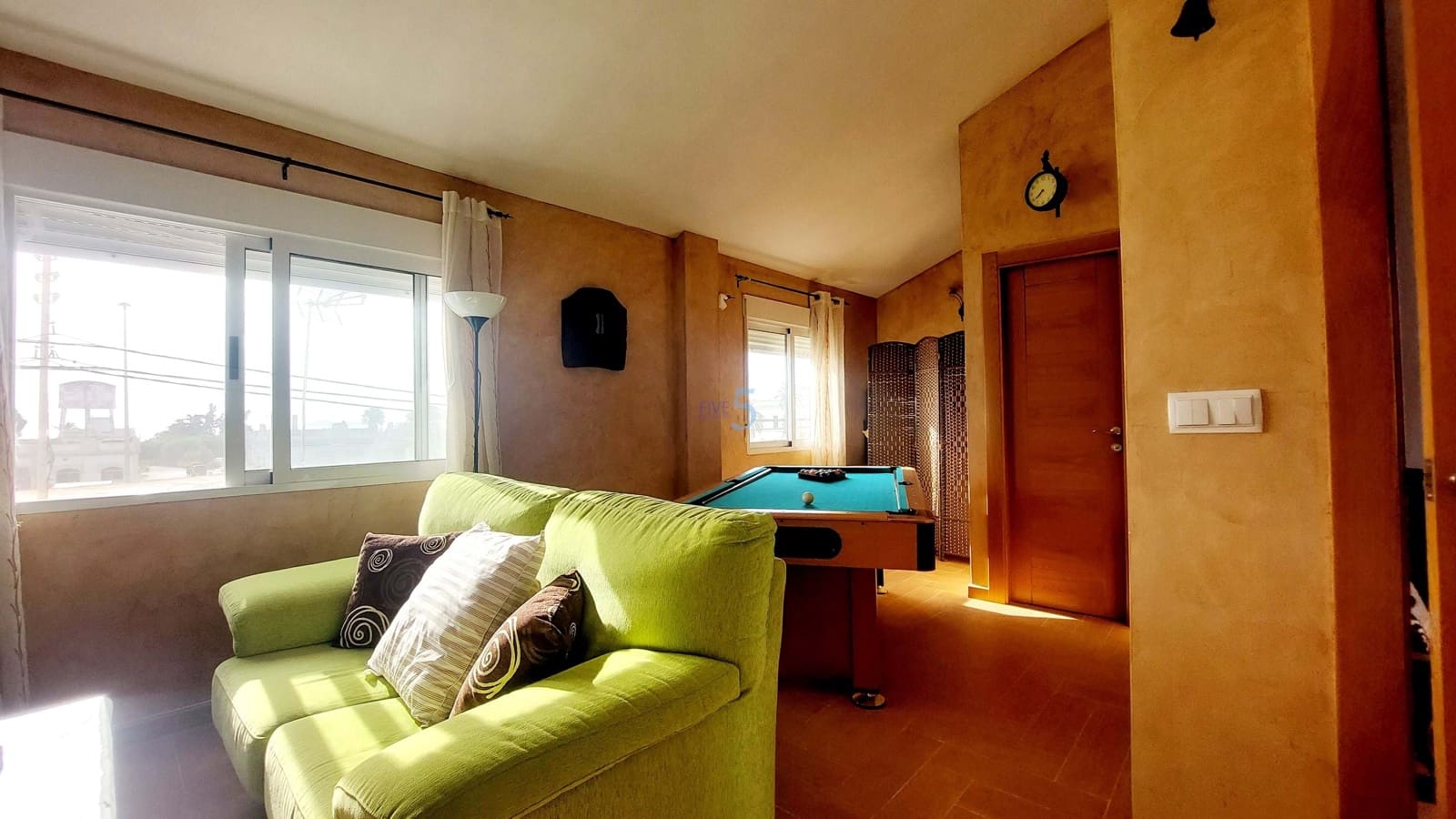 4 sypialnia Dom na sprzedaż w Los Alcazares z garażem - 272 000 € (Ref: 8553696)