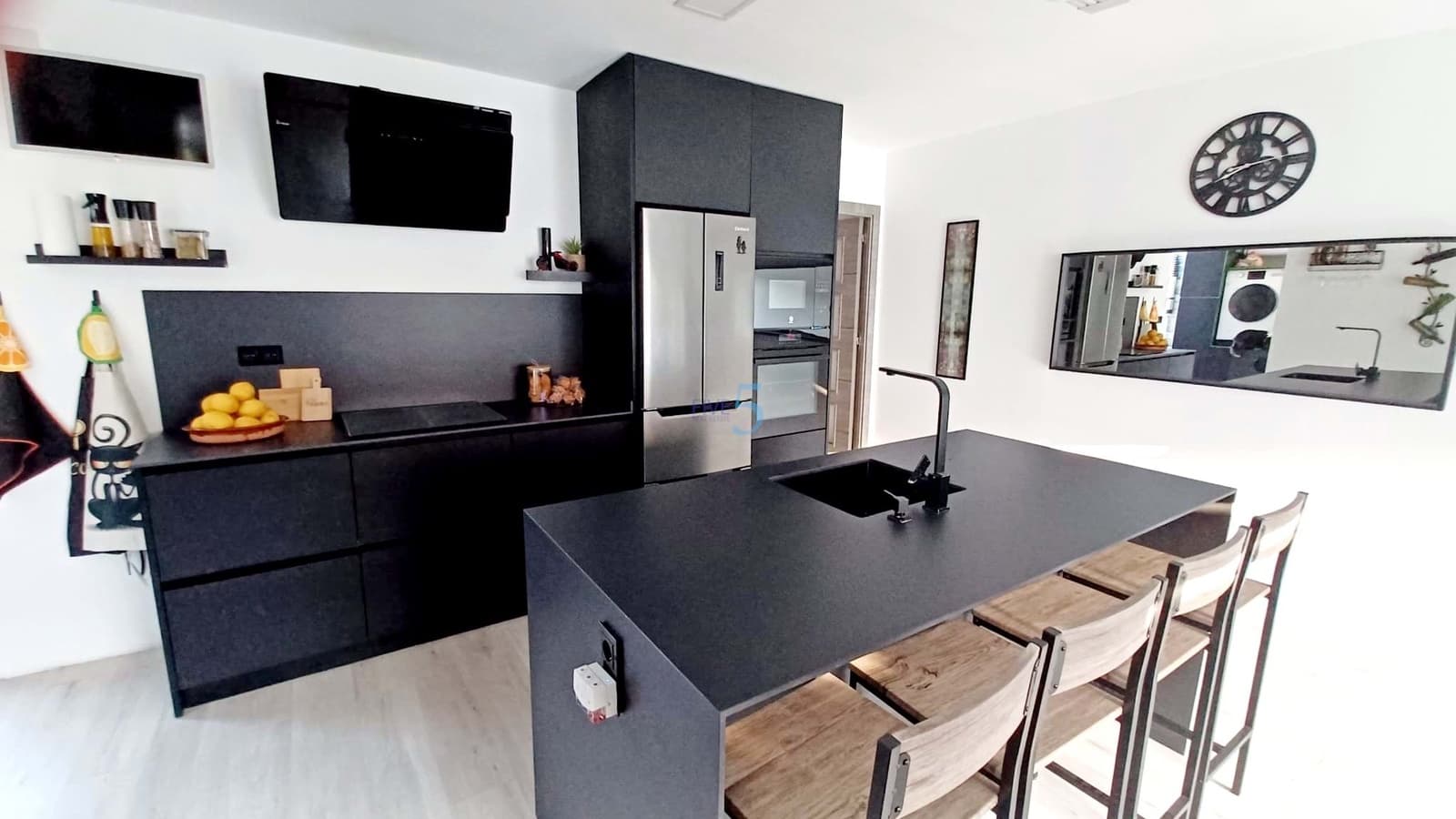 3 bedroom Apartment for sale in Torre de la Horadada - € 255,000 (Ref: 8553702)