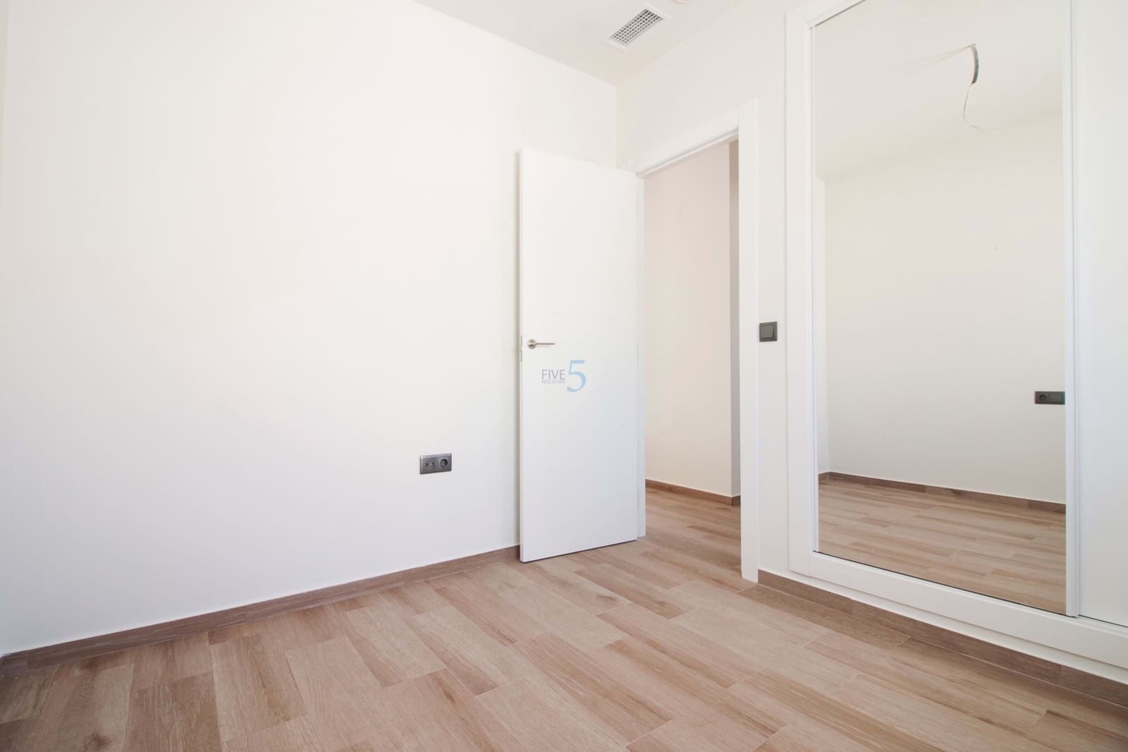 2 chambre Villa/Maison à vendre à Ciudad Quesada avec piscine garage - 295 000 € (Ref: 8553711)